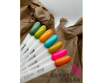 Лак для ногтей с кальцием Maxi Color (в ассортименте) 11мл