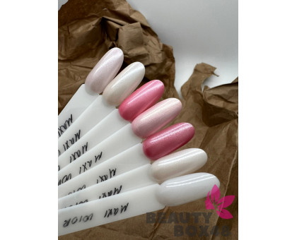 Лак для ногтей с кальцием Maxi Color (в ассортименте) 11мл